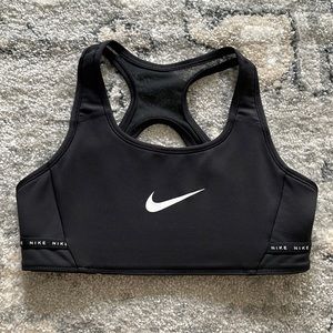 Nike Sports Bra Size AXS